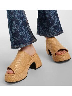 GANNI Butterfly Raffia Platform Mules Heeled Sandals Size 38 8 Natural NEW $425